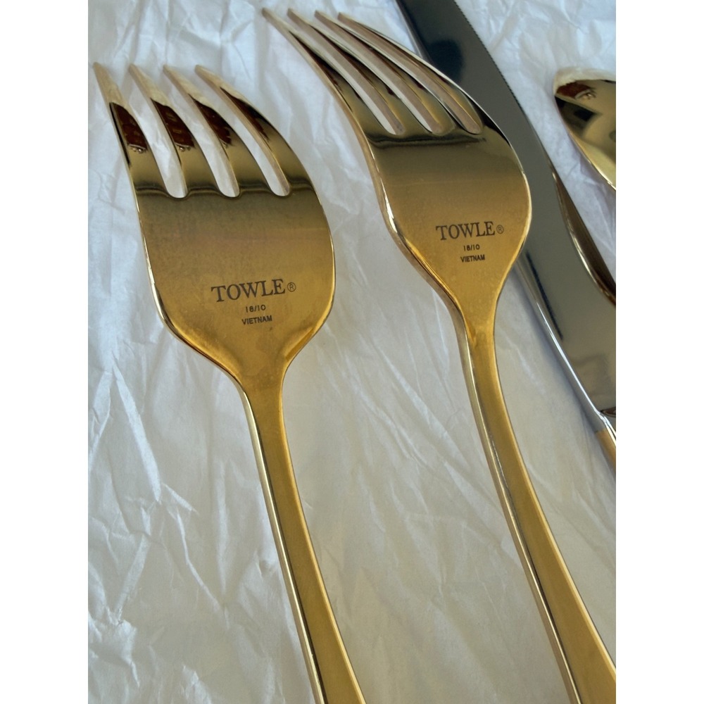 Williams Sonoma 5 pc Bee 18/10 Stainless Steel Gold Flatware Set, Retail $79 - Picture 5 of 7